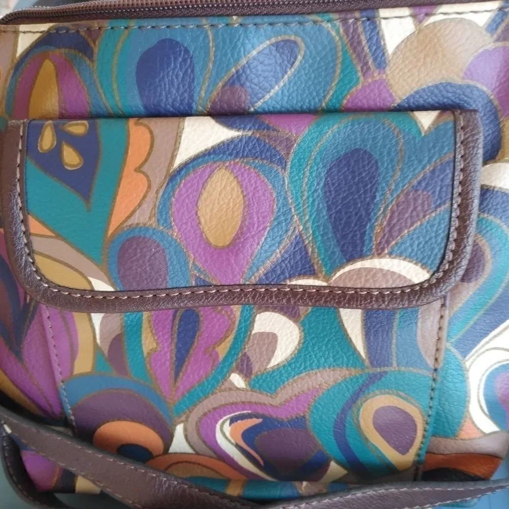 Relic crossbody bag  - Picture 3 of 5
